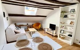 Appartement Cosy Hypercentre Place St Pierre