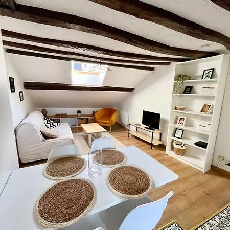 Appartement Cosy Hypercentre Place St Pierre Saumur Extérieur photo